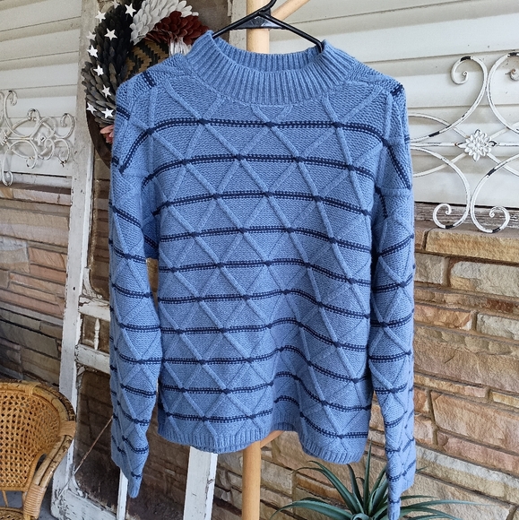 NWOT Anne Taylor Weekend Edition Blue Diamond Knit Sweater_Med - Picture 5 of 10